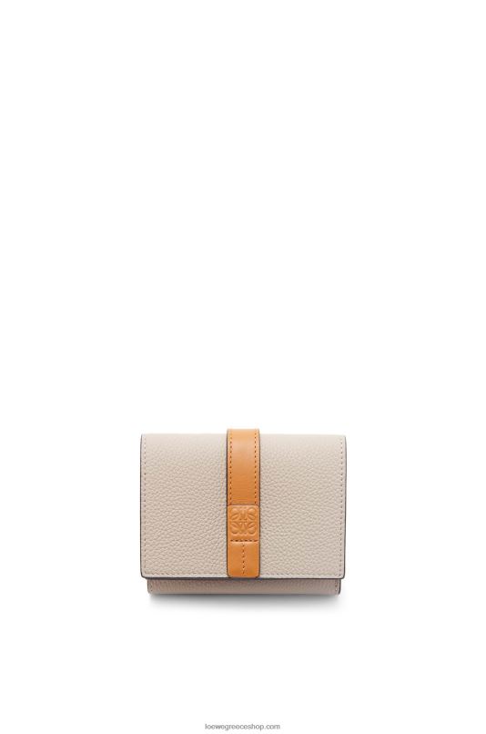 Loewe γυναίκες τρίπτυχο πορτοφόλι από δέρμα μοσχαριού με απαλούς κόκκους RZR0J1219 ελαφριά βρώμη/μέλι