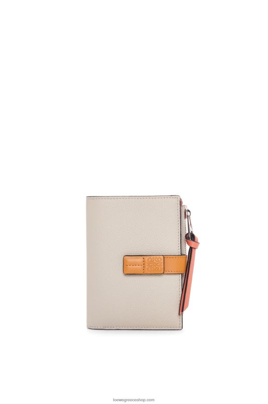 Loewe γυναίκες Λεπτό δίπτυχο πορτοφόλι με φερμουάρ από δέρμα μοσχαριού με απαλούς κόκκους RZR0J1220 ελαφριά βρώμη/μέλι