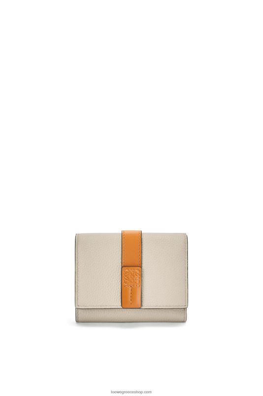 Loewe γυναίκες τρίπτυχο πορτοφόλι από δέρμα μοσχαριού με απαλούς κόκκους RZR0J1315 ελαφριά βρώμη/μέλι