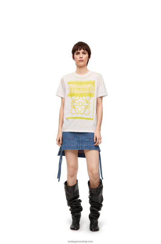 Loewe γυναίκες T-shirt σε κανονική εφαρμογή από βαμβάκι RZR0J772 λευκό/κίτρινο