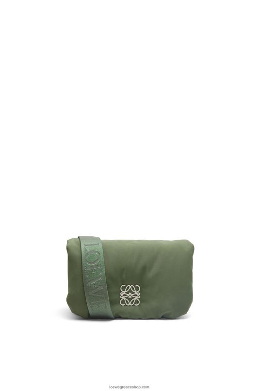 Loewe γυναίκες mini puffer goya τσάντα σε νάιλον RZR0J430 vintage χακί