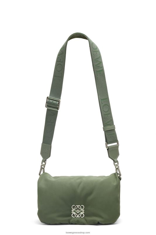 Loewe γυναίκες mini puffer goya τσάντα σε νάιλον RZR0J430 vintage χακί