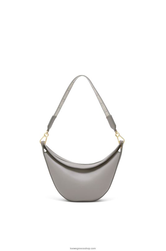 Loewe γυναίκες μικρή τσάντα luna σε σατέν δέρμα μοσχαριού και ζακάρ RZR0J476 μαργαριταρένιο γκρι
