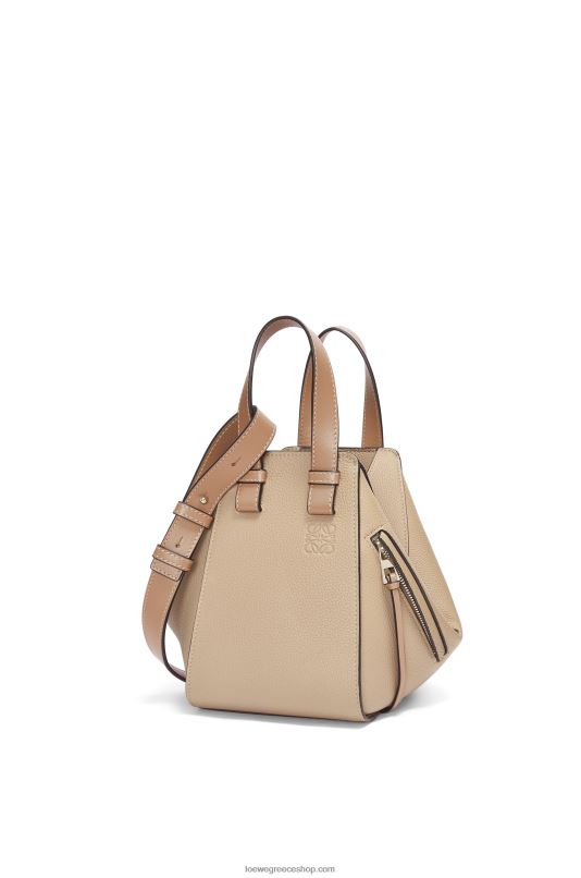 Loewe γυναίκες συμπαγής τσάντα αιώρας από δέρμα μοσχαριού με απαλούς κόκκους RZR0J344 άμμος