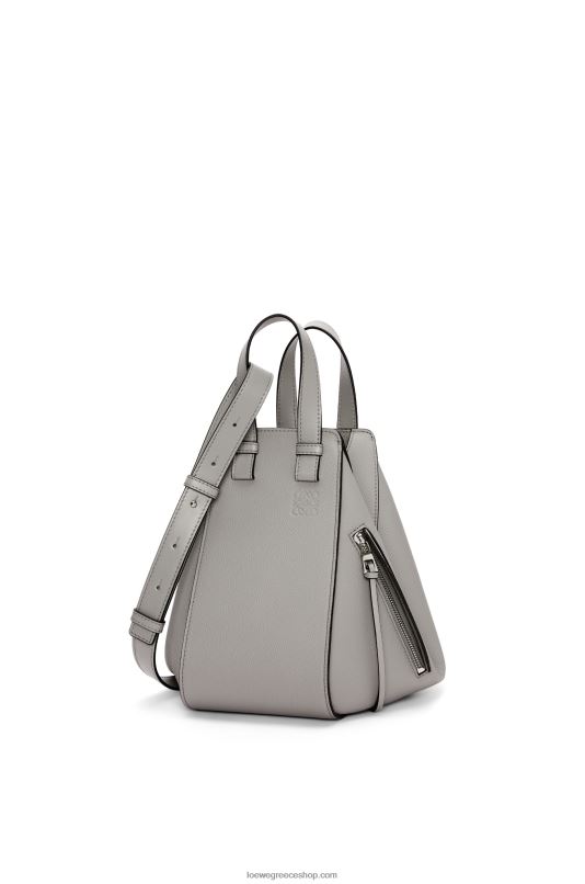 Loewe γυναίκες μικρή τσάντα αιώρας από δέρμα μοσχαριού με απαλούς κόκκους RZR0J434 μαργαριταρένιο γκρι