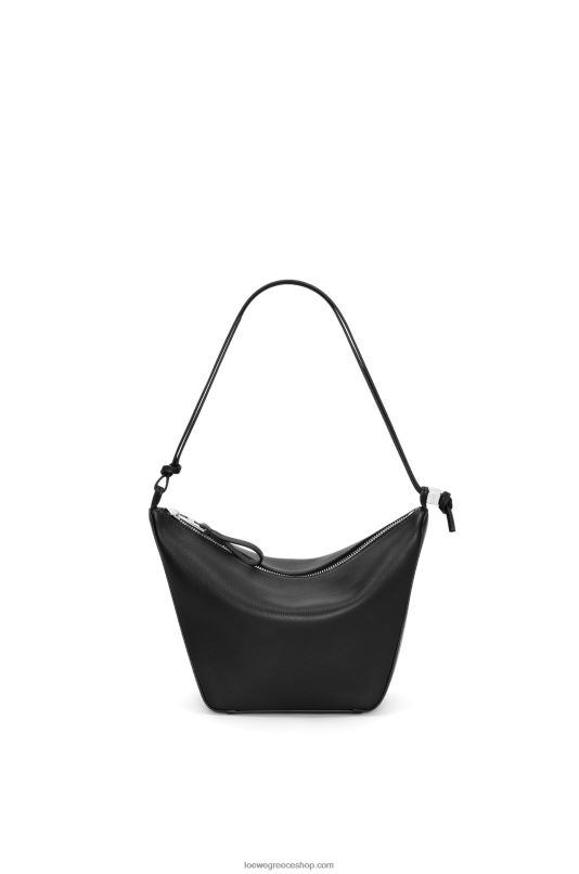 Loewe γυναίκες μίνι αιώρα hobo bag σε κλασικό δέρμα μοσχαριού RZR0J329 μαύρος