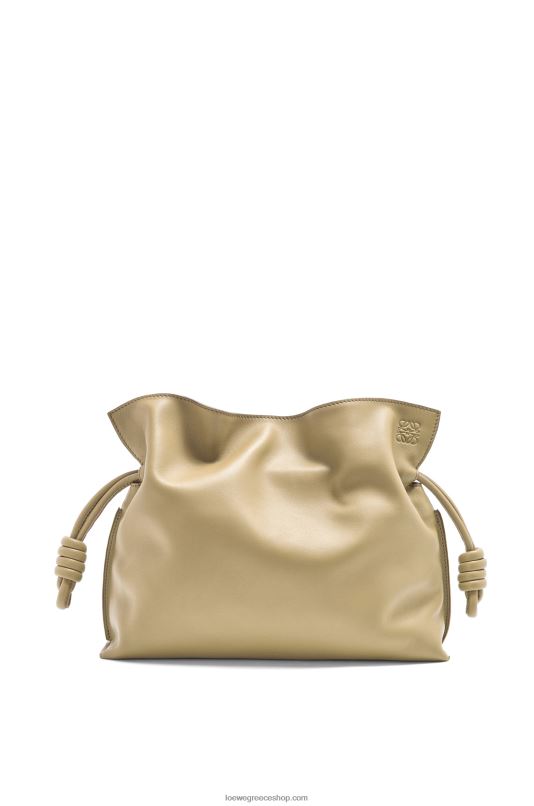 Loewe γυναίκες clutch φλαμένκο σε δέρμα μοσχαριού νάπα RZR0J424 πηλός πράσινος