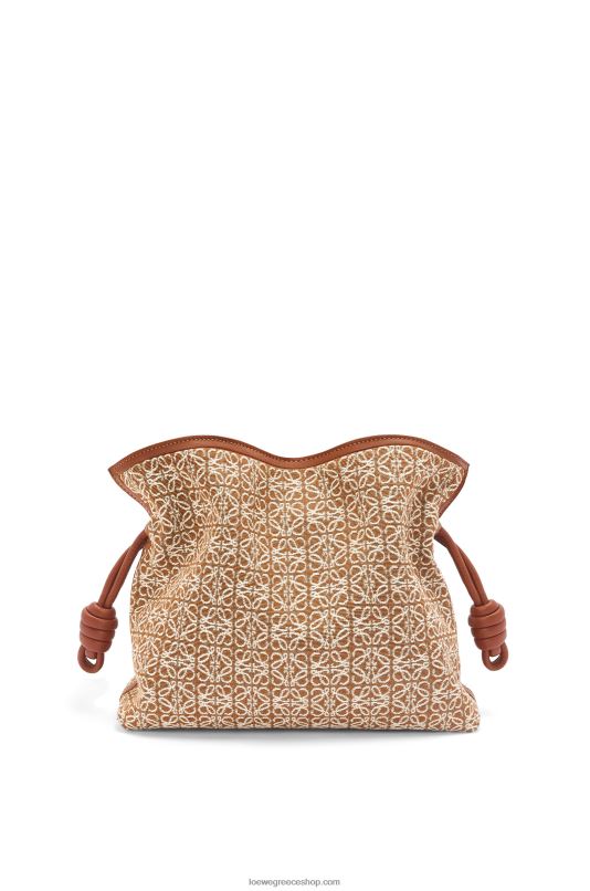 Loewe γυναίκες clutch φλαμένκο σε αναγραμματισμένο ζακάρ και δέρμα μοσχαριού RZR0J486 μαύρισμα/πεκάν