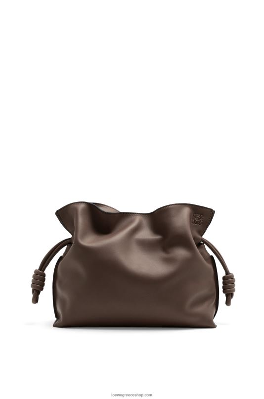 Loewe γυναίκες clutch φλαμένκο σε δέρμα μοσχαριού νάπα RZR0J623 σοκολάτα