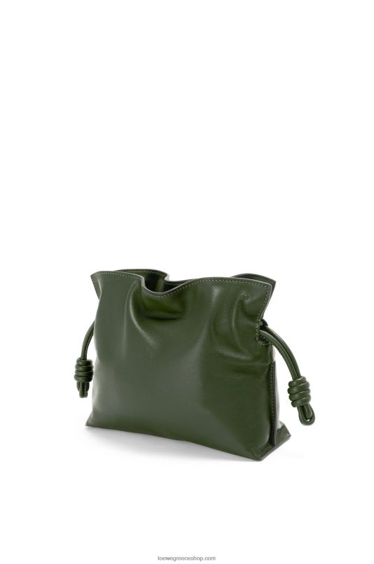 Loewe γυναίκες mini flamenco clutch σε δέρμα μοσχαριού νάπα RZR0J553 vintage χακί