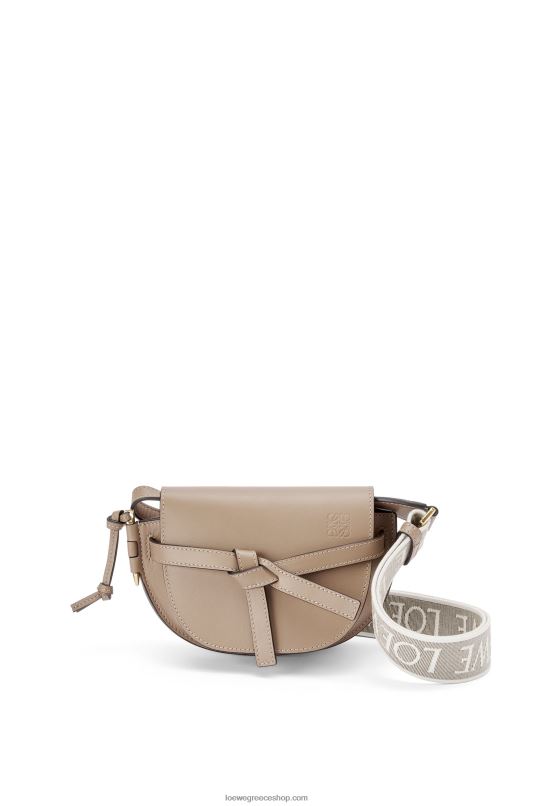 Loewe γυναίκες mini gate διπλή τσάντα από απαλό δέρμα μοσχαριού και ζακάρ RZR0J218 άμμος