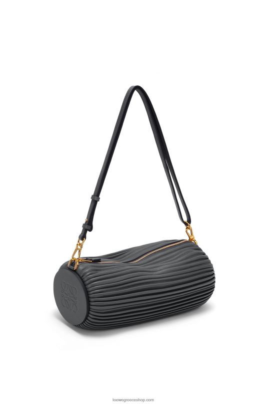 Loewe γυναίκες πουγκί βραχιόλι σε πλισέ νάπα RZR0J632 μαύρος